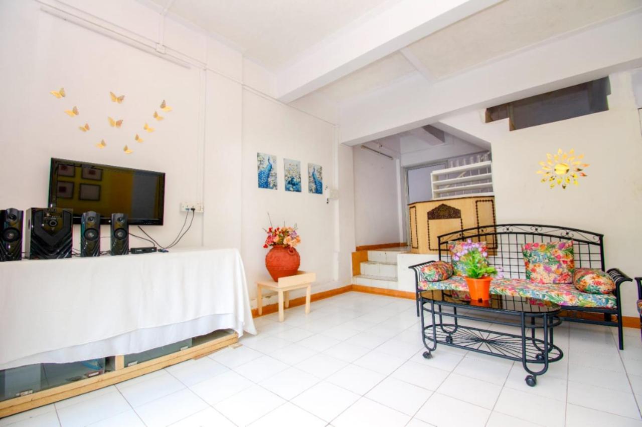 Lotus 4Bhk Villa Лонавла Екстер'єр фото